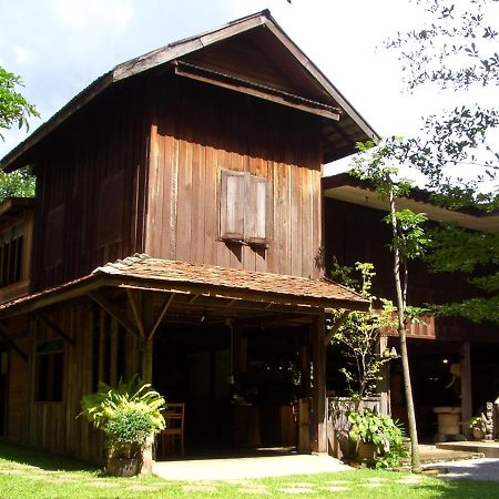 Tanita House Bed & Breakfast Chiang Mai Exterior photo